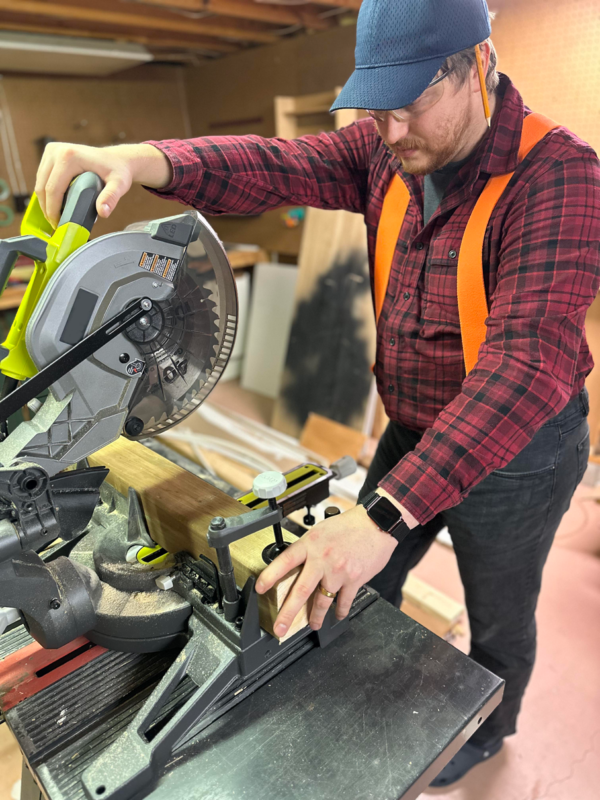 Lynn Valley Manufacturing